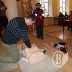 Чернігівські студенти вчилися надавати першу медичну допомогу